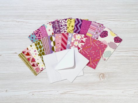 Sacchetti regalo o biglietti di auguri