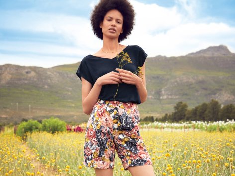 Fresco lino per LEI
    
      Fresco lino per LUI - Offerte valide da gio 18 maggio 2023