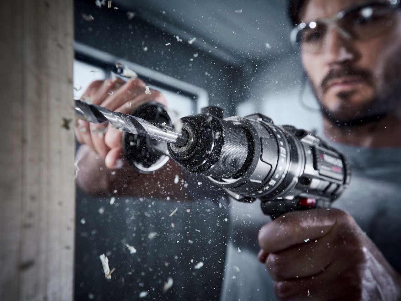 Set trapano a percussione ricaricabile