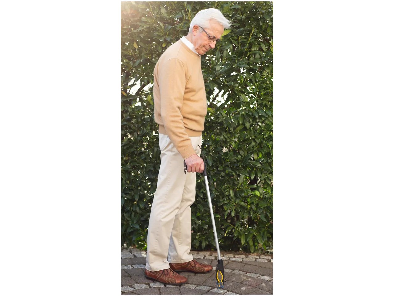 Pinza raccogli oggetti o bastone telescopico da passeggio