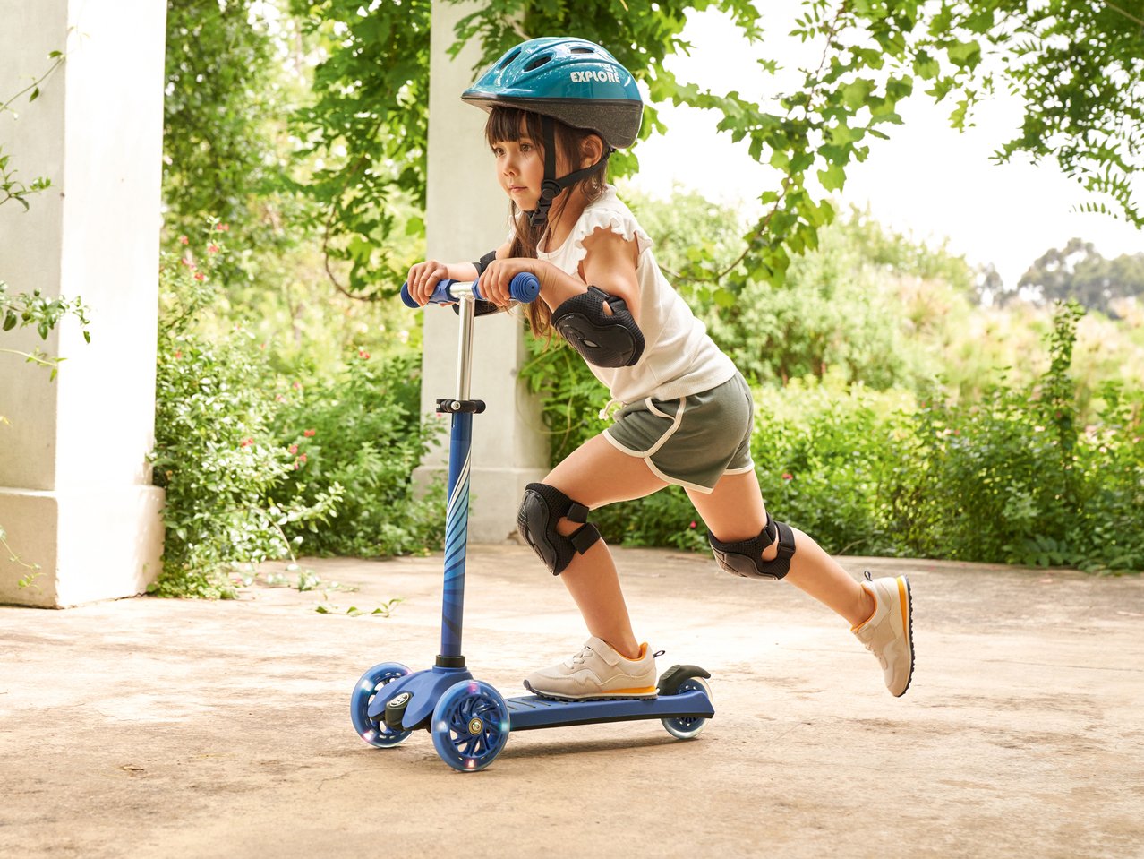 Monopattino a tre ruote LED per bambini