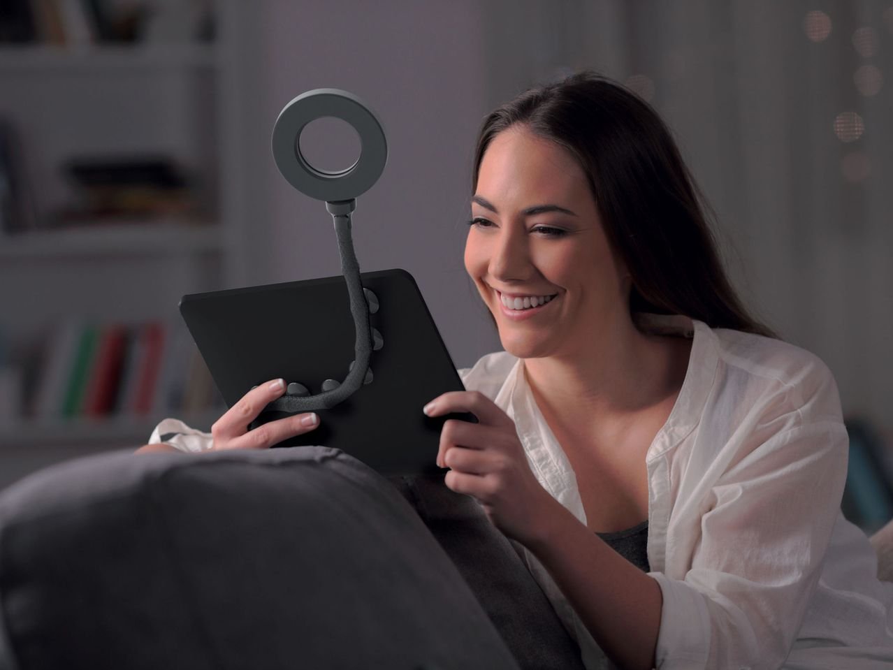 Luce LED con caricatore wireless o luce per videochiamata flessibile