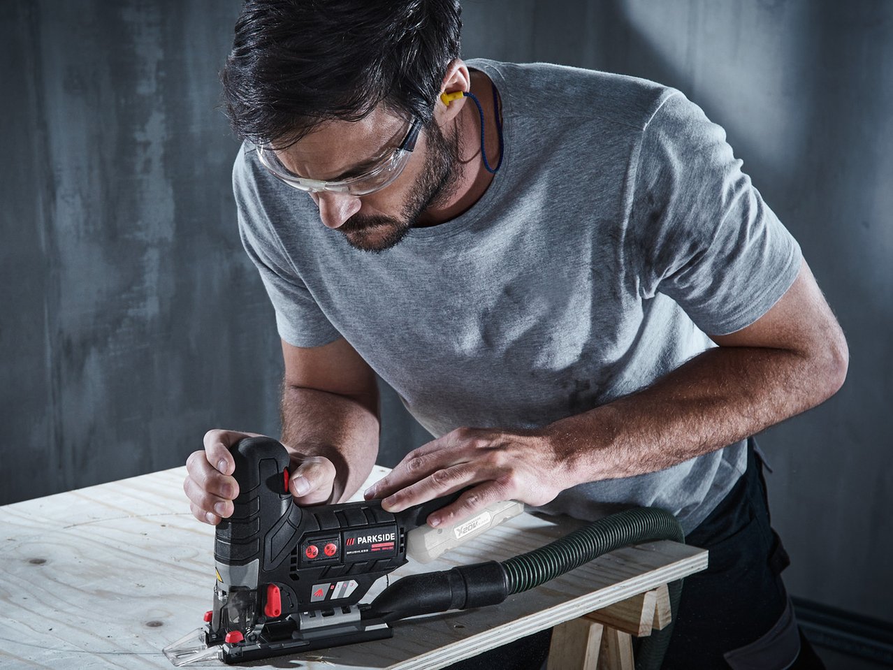 Seghetto a pendolo ricaricabile