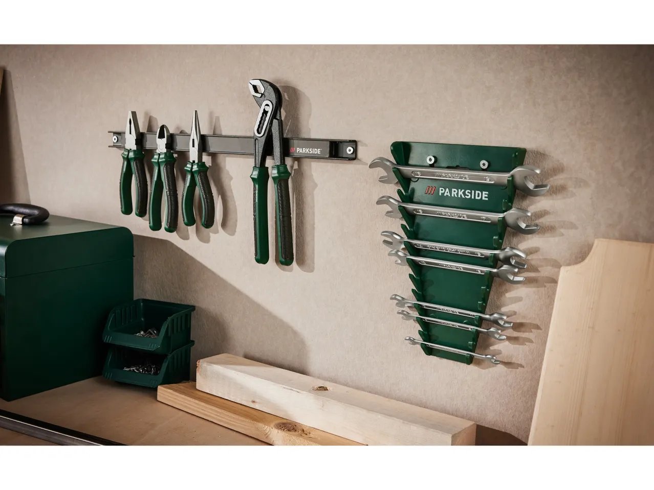 Barra o supporto magnetico portautensili