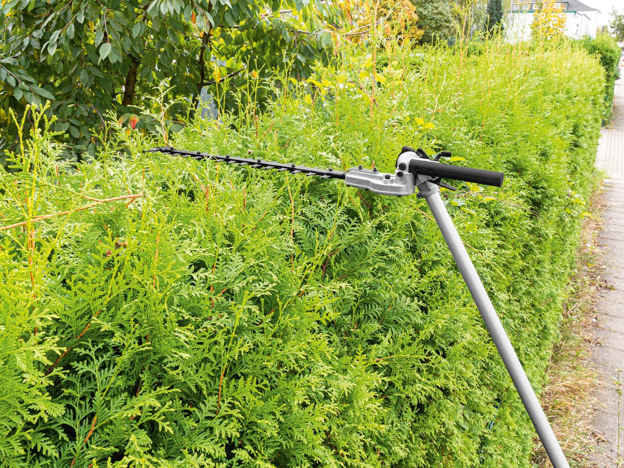 Multiattrezzo 4 in 1 a motore