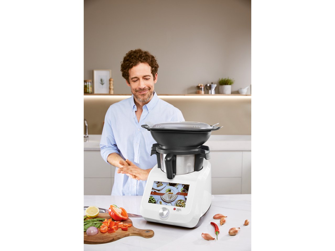 Robot da cucina multifunzione "Monsieur Cuisine Smart"