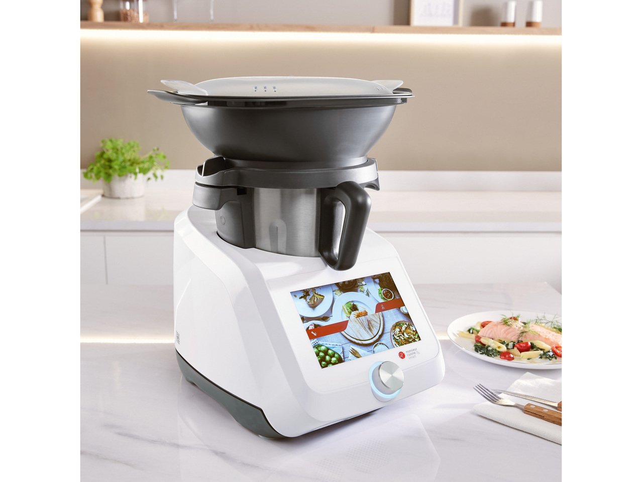 Robot da cucina multifunzione "Monsieur Cuisine Smart"