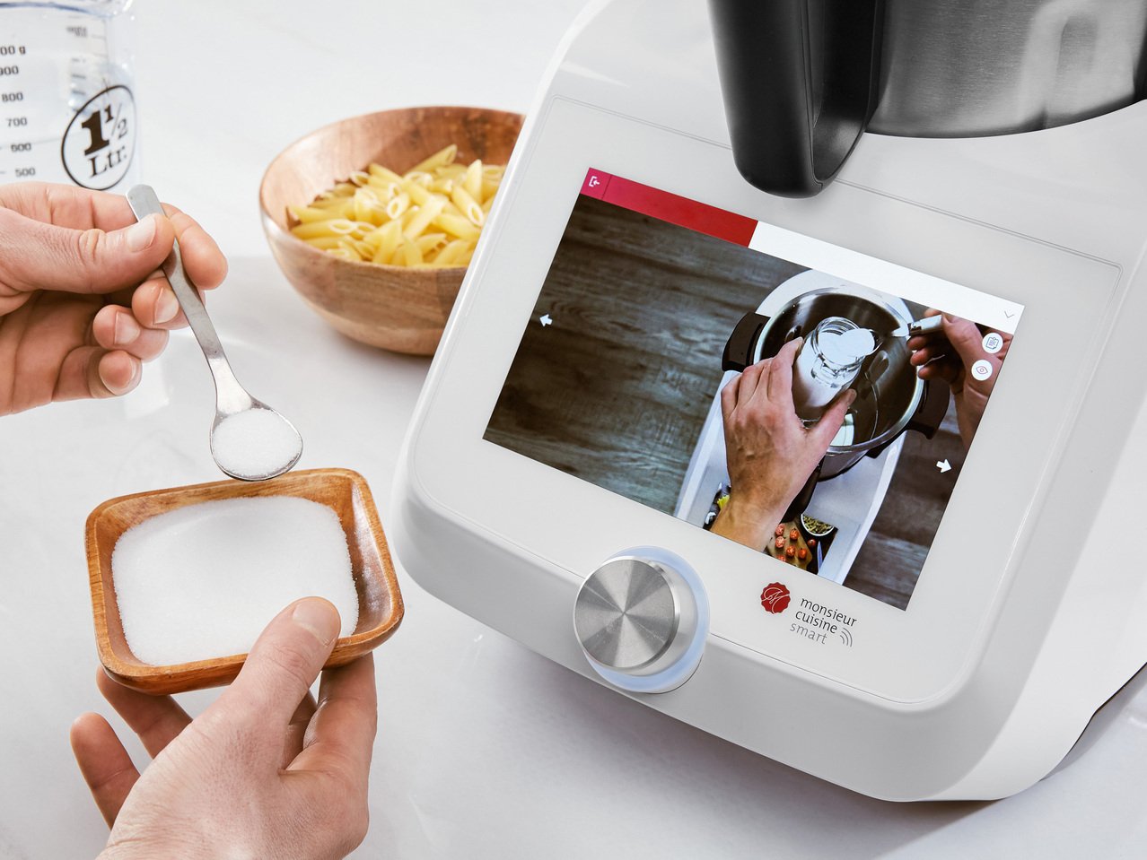 Robot da cucina multifunzione "Monsieur Cuisine Smart"