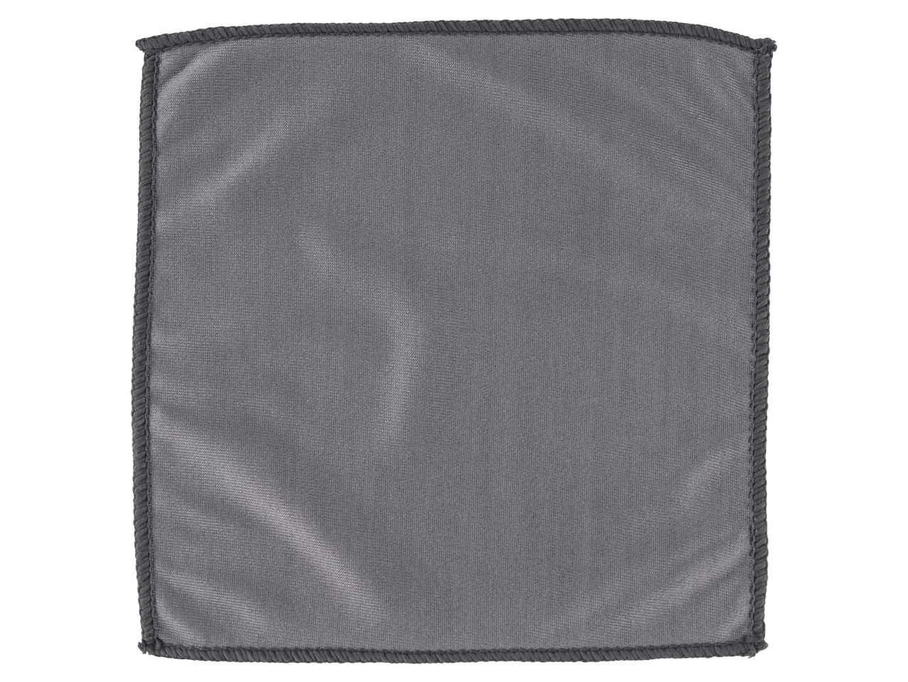 Set accessori per pulizia auto