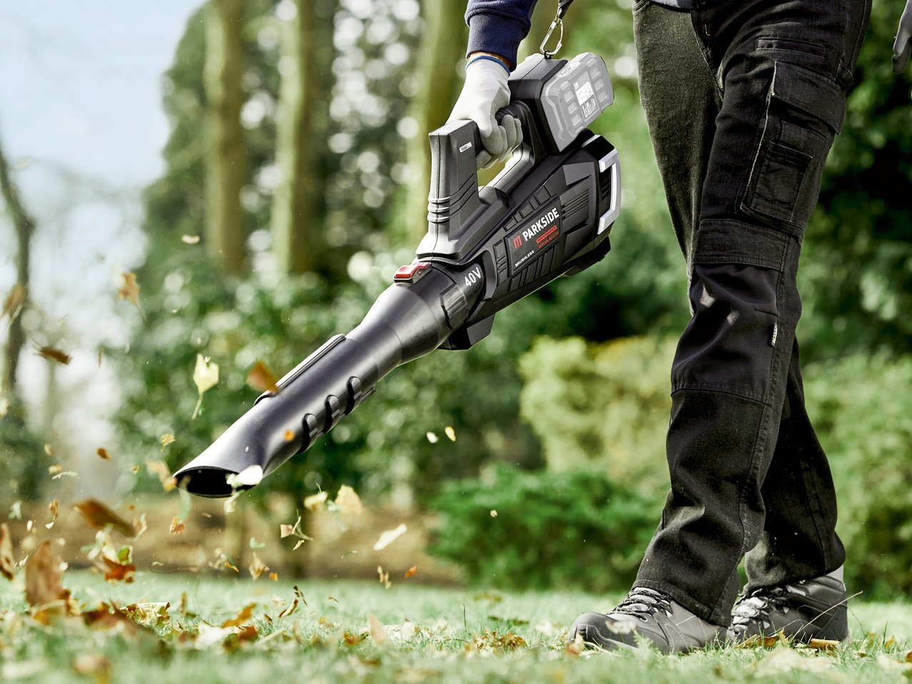 Soffiatore a turbina ricaricabile