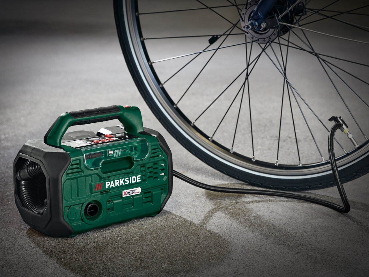 Pompa e compressore ricaricabile