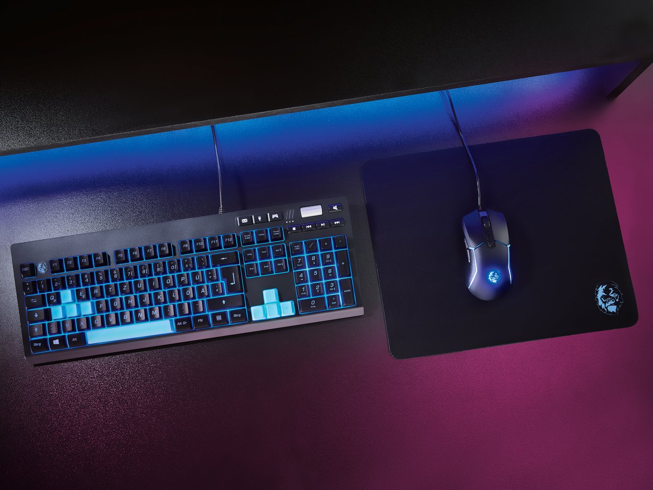 Set mouse, tastiera e tappetino per gaming