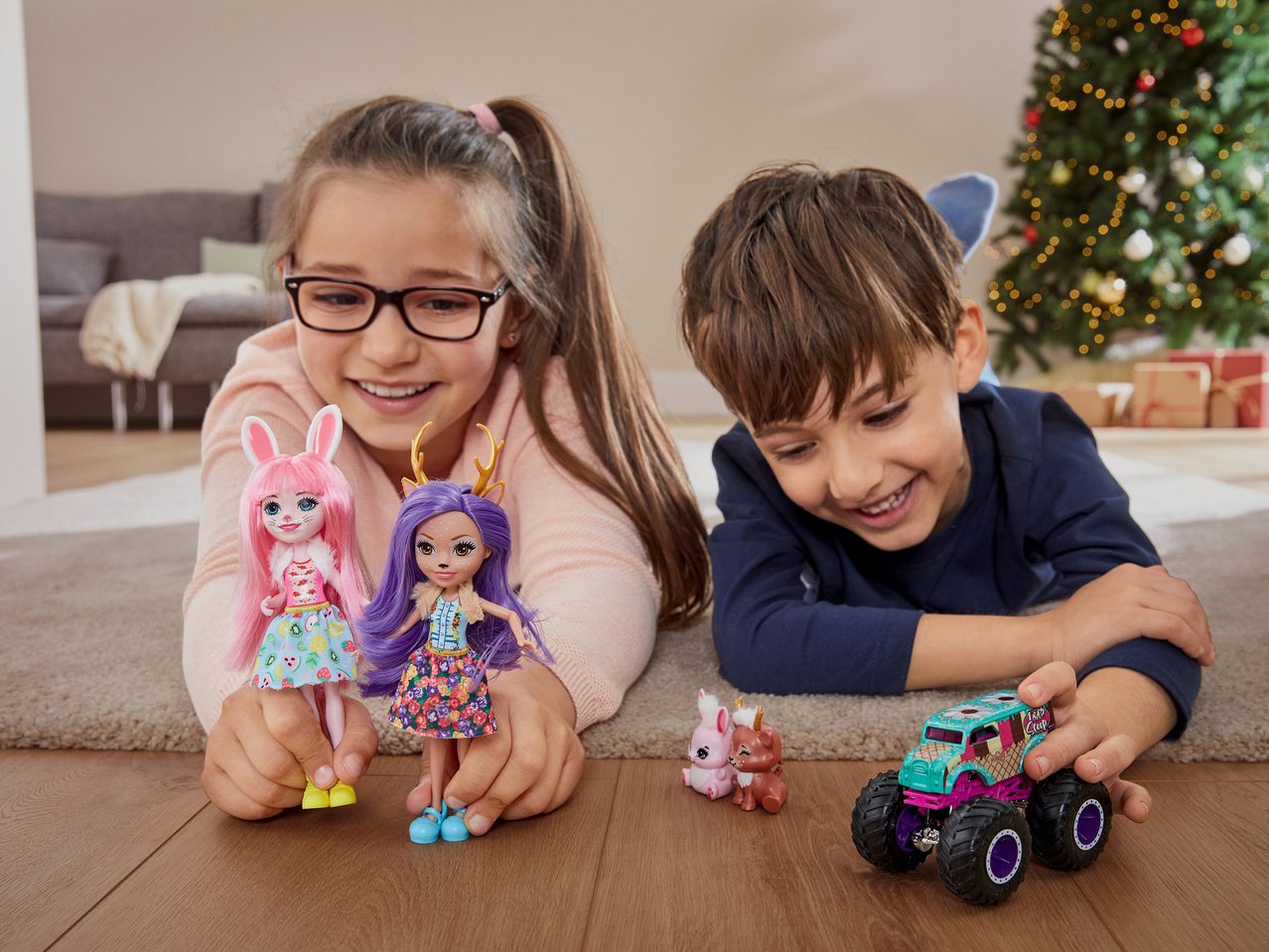 Bambola "Enchantimals" o Monster Truck "Hot Wheels"