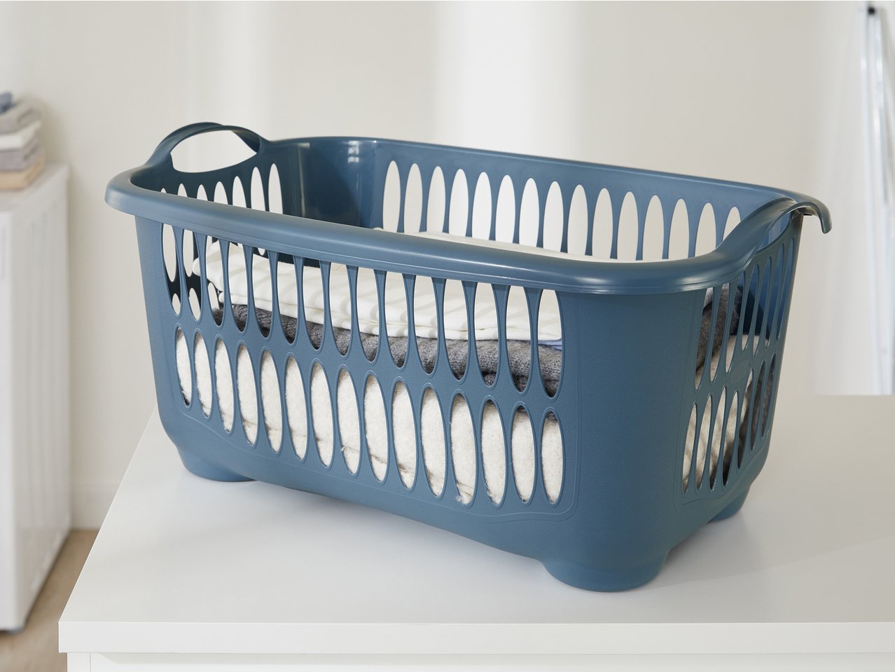 Cesto o bacinella portabiancheria