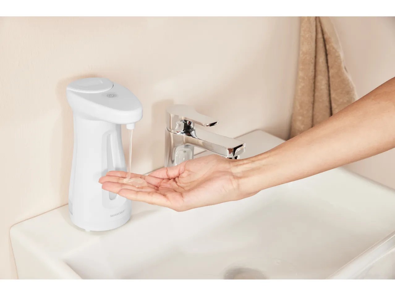 Dispenser di sapone o disinfettante con sensore