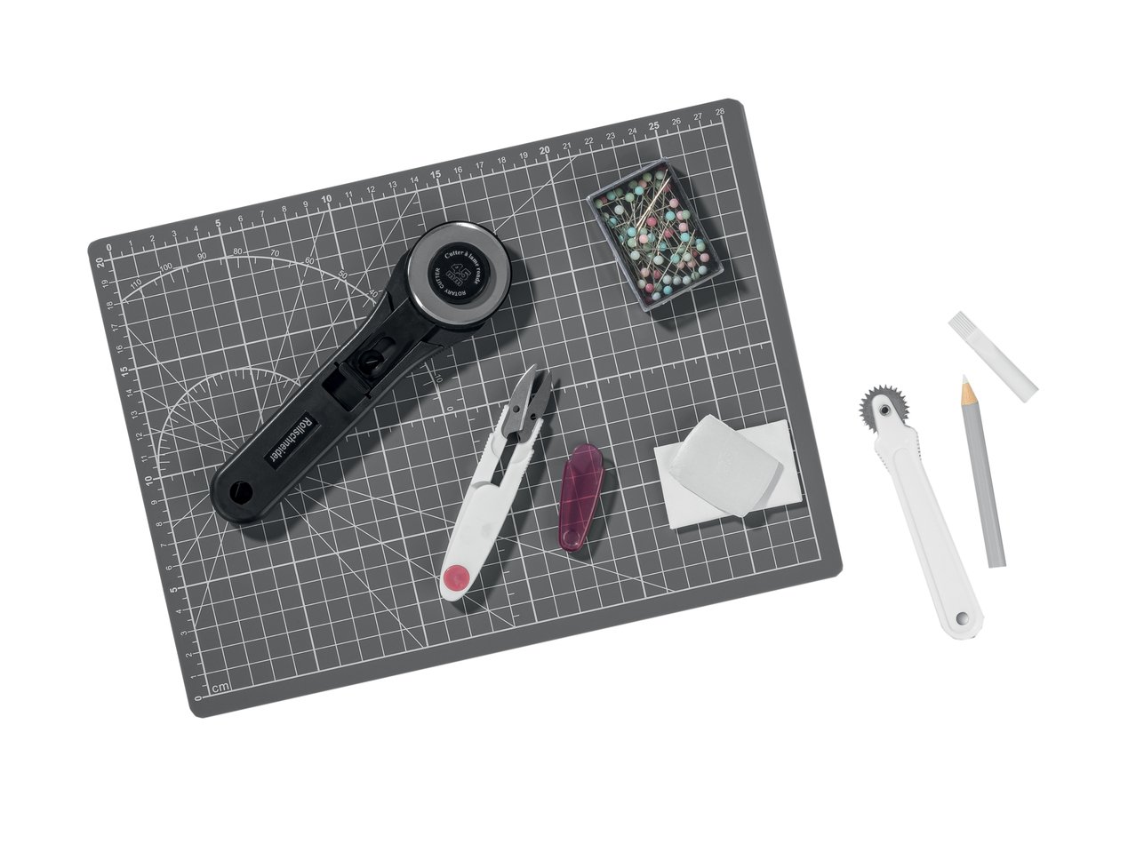 Set filo da cucito, set per taglio e cucito o tappetino da taglio con accessori