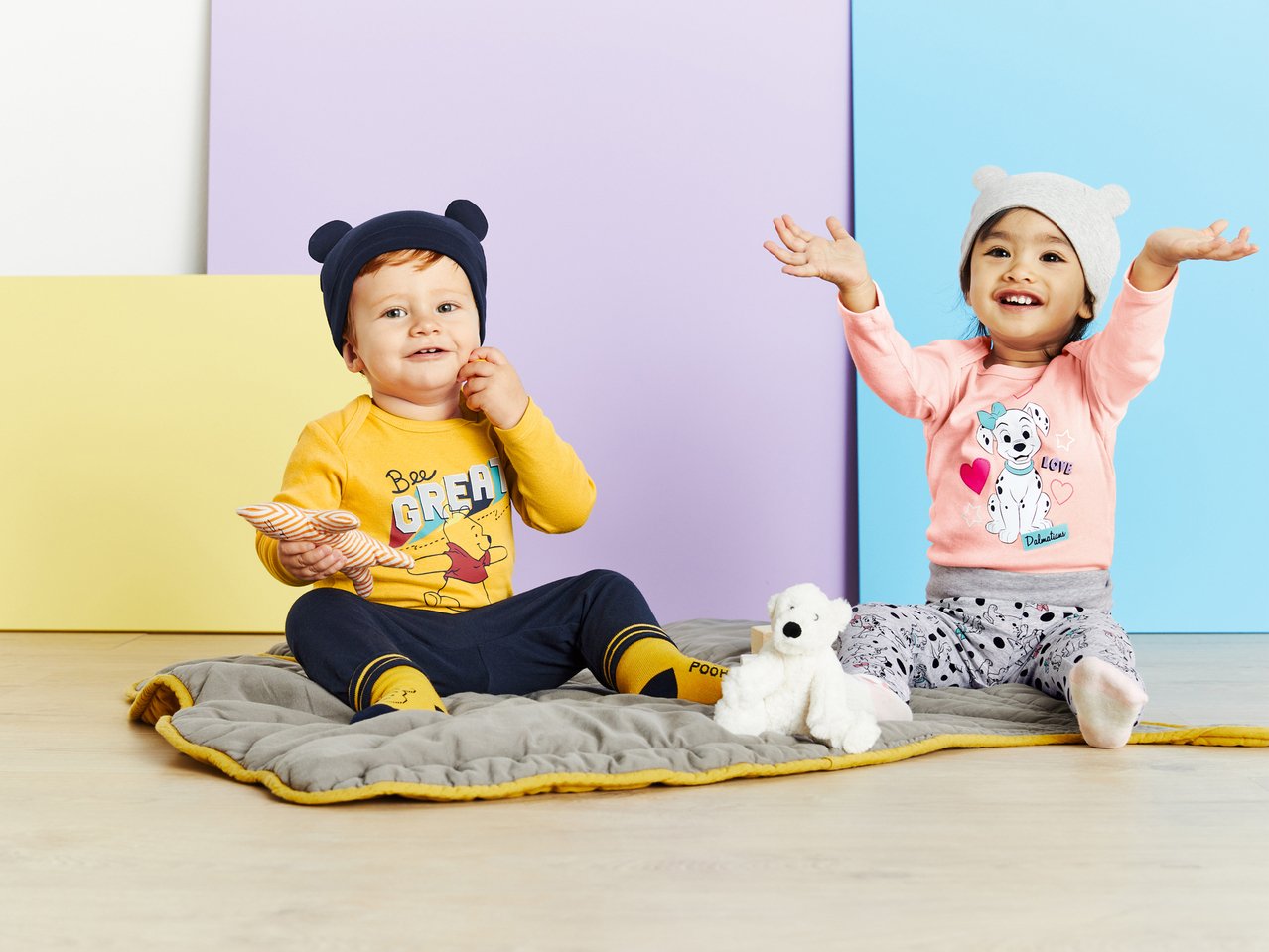 Coordinato per neonata "Winnie the Pooh, Bambi, La carica dei 101"