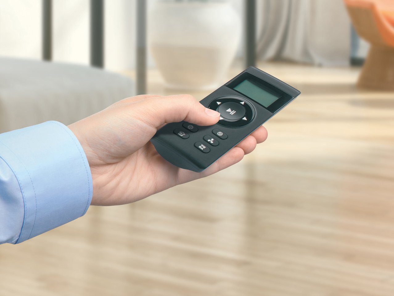 Robot aspirapolvere lavapavimenti