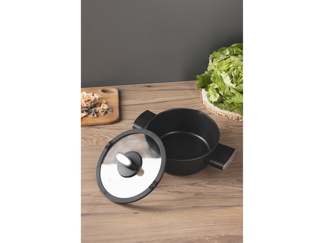 Casseruola con coperchio in vetro