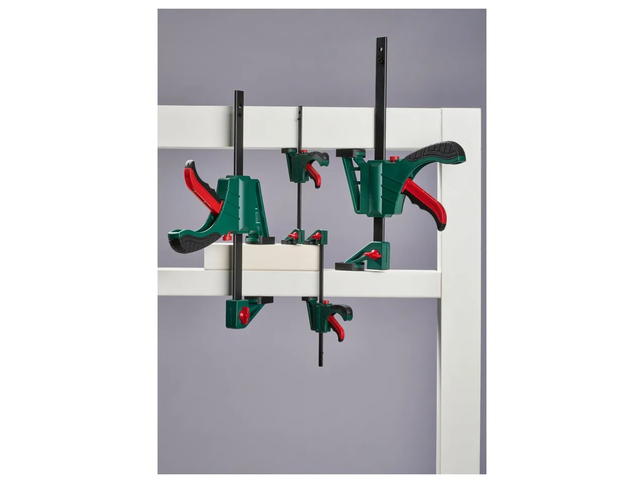 Set morsetti a una mano