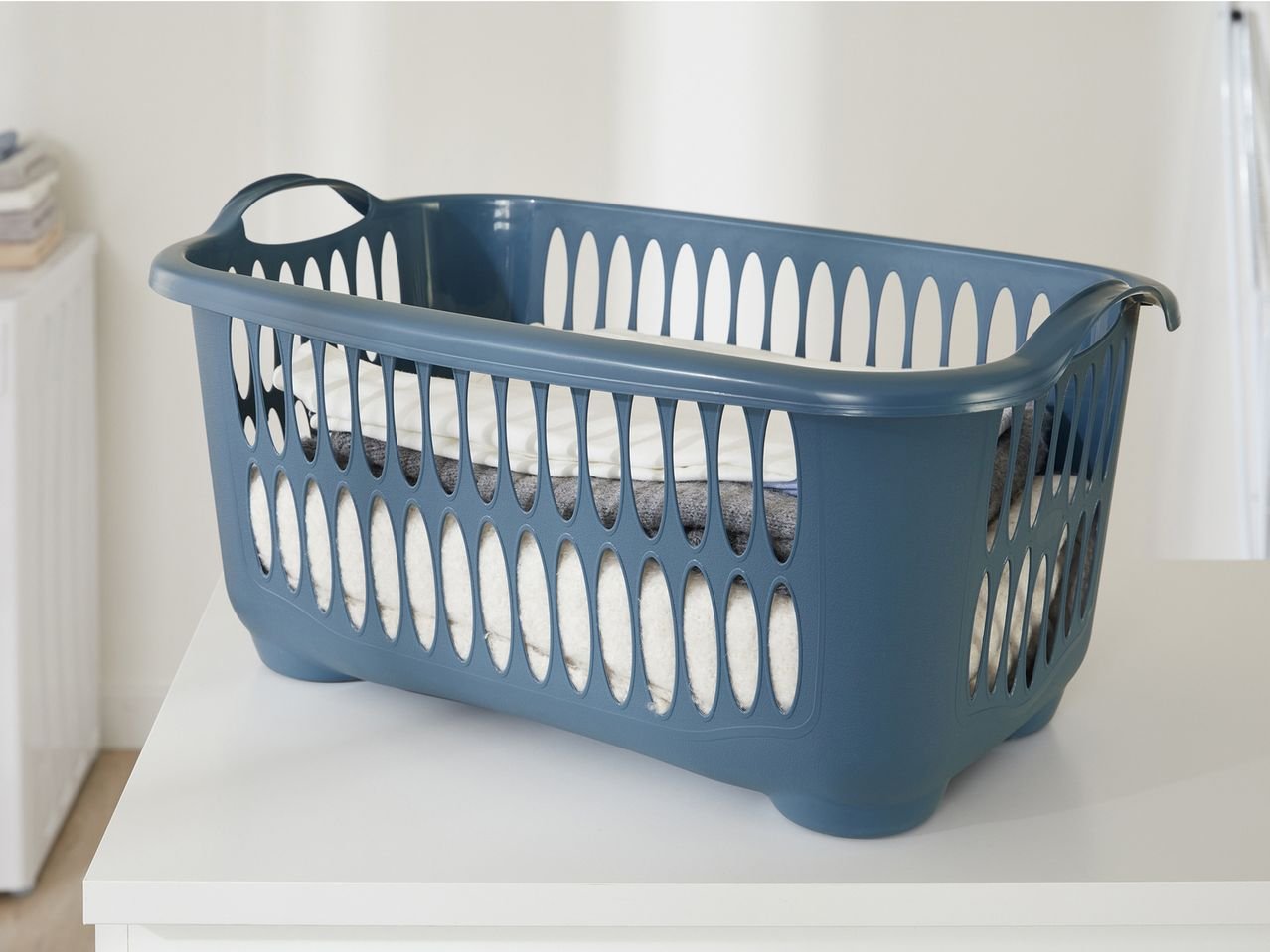Cesto o bacinella portabiancheria