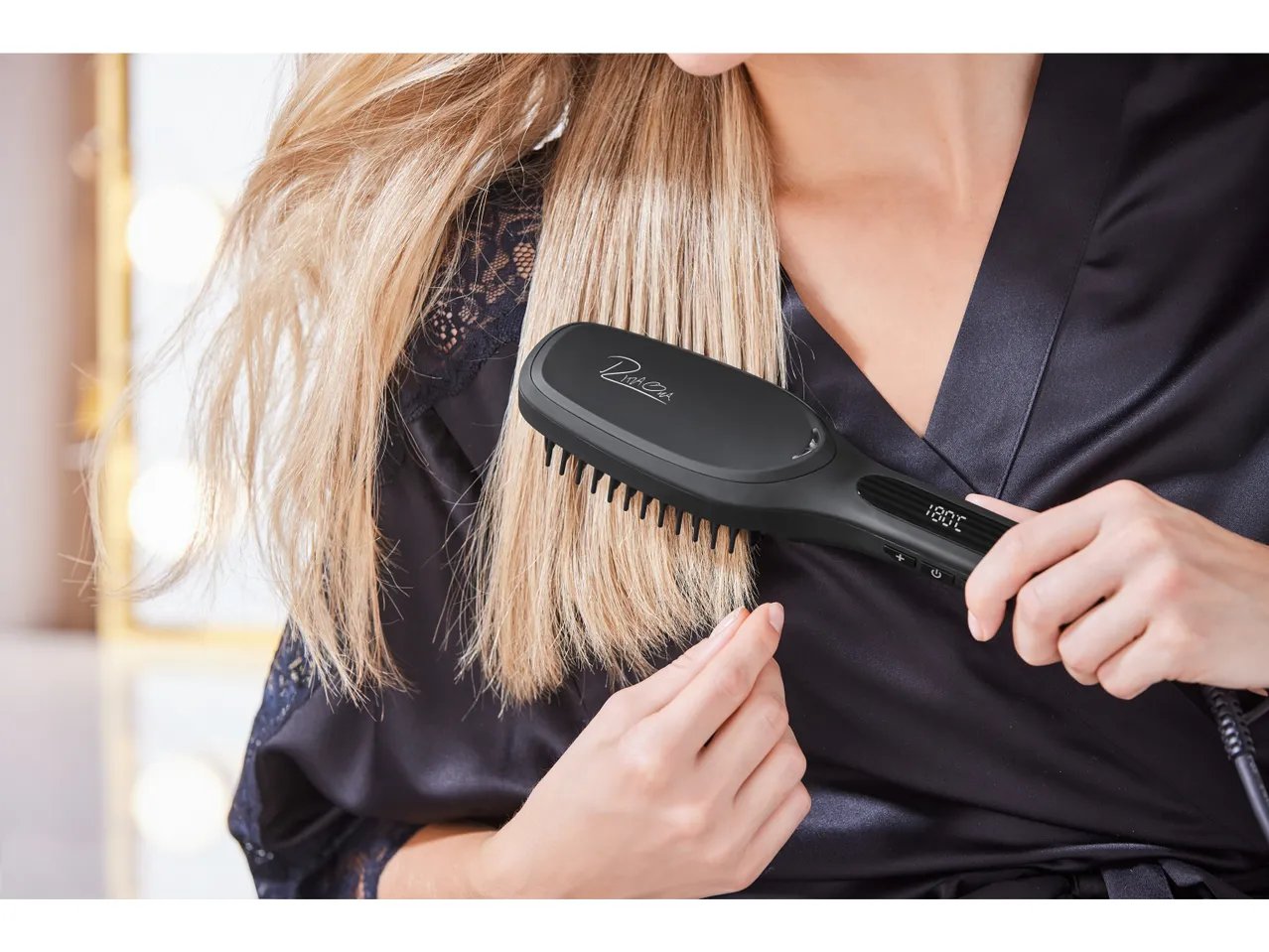 Spazzola lisciante "Rita Ora"