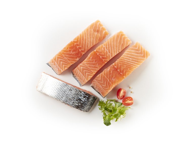 Filetto di salmone con pelle