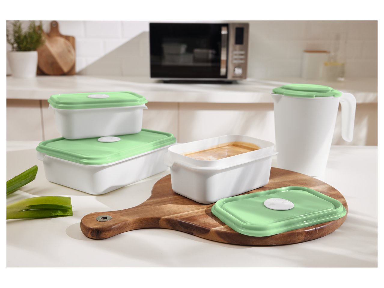 Contenitore o caraffa graduata per microonde