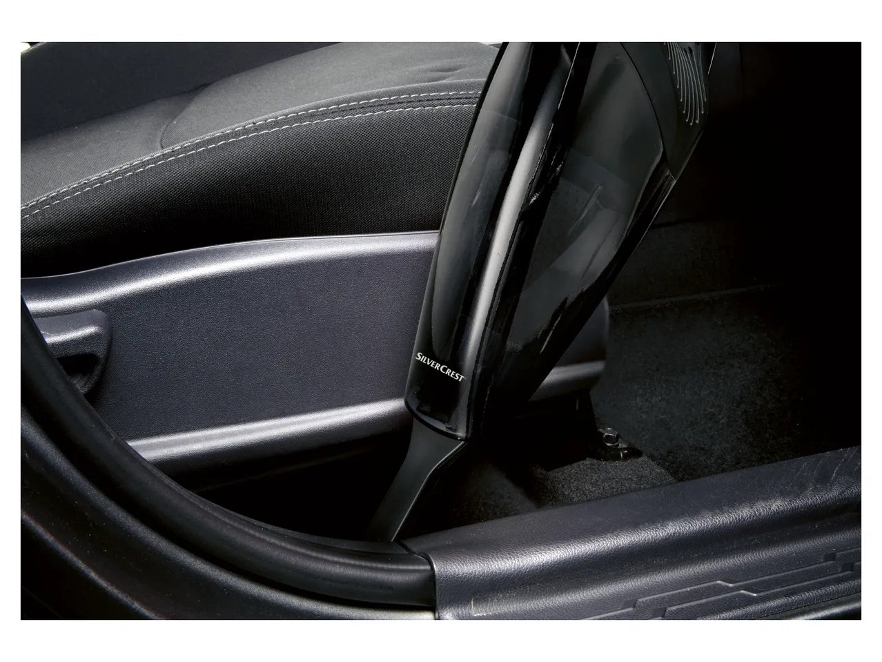 Mini aspirapolvere per auto