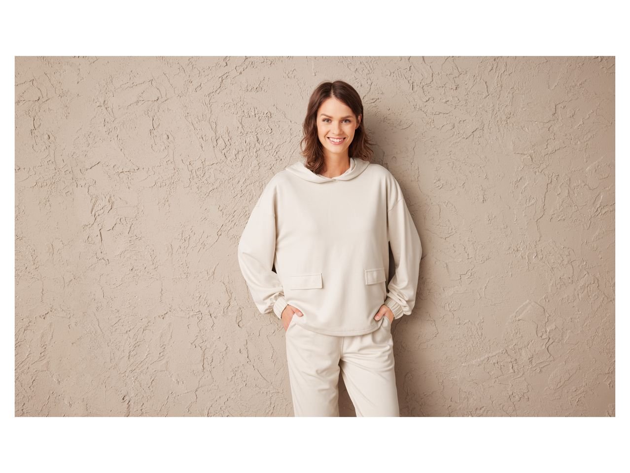 Felpa con cappuccio da donna