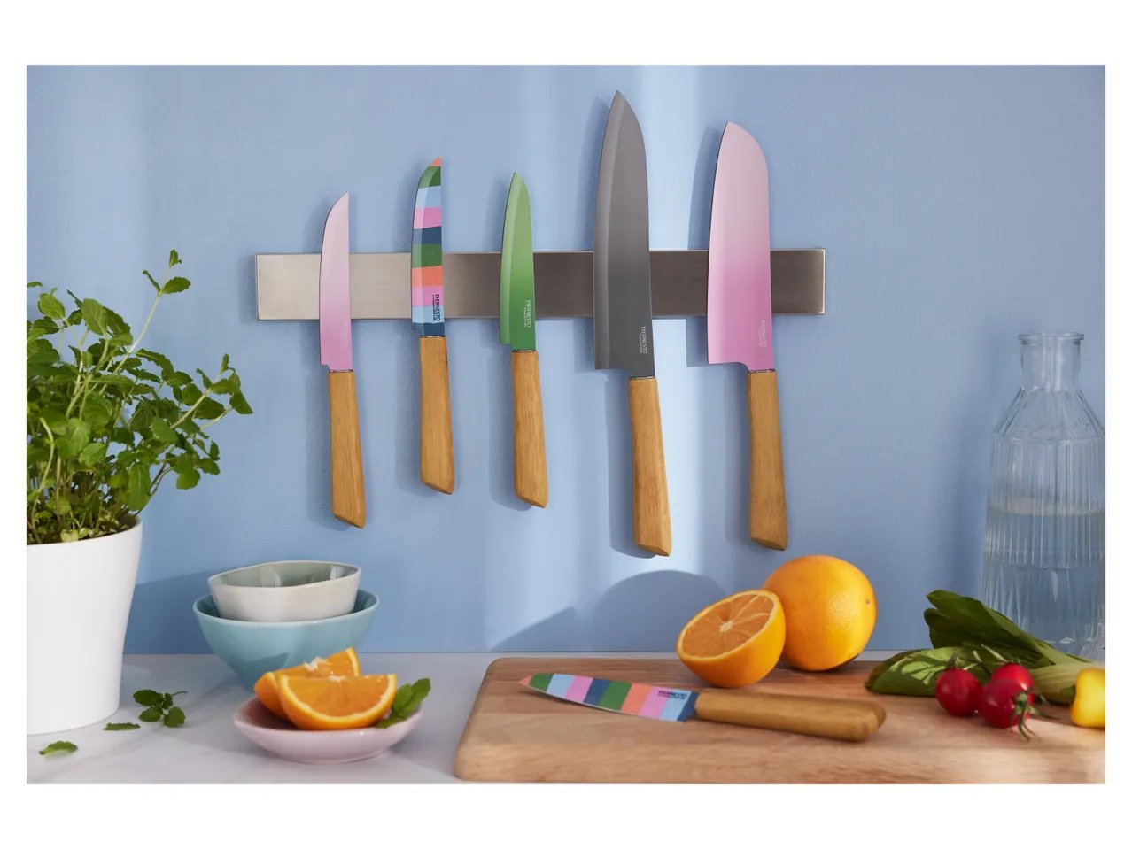 Coltello con manico in bambù