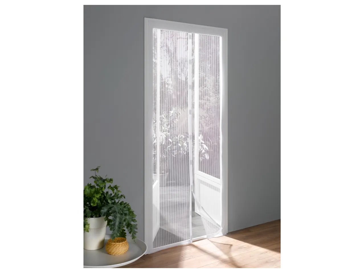 Zanzariera magnetica per porte