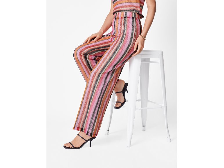 Pantaloni ampi da donna