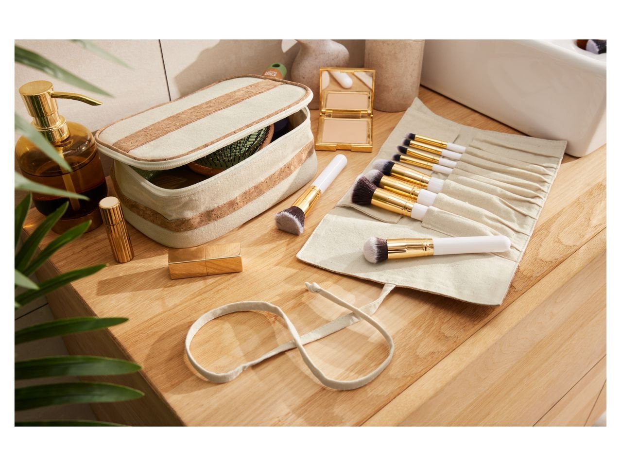 Organizer per pennelli o beauty case in sughero