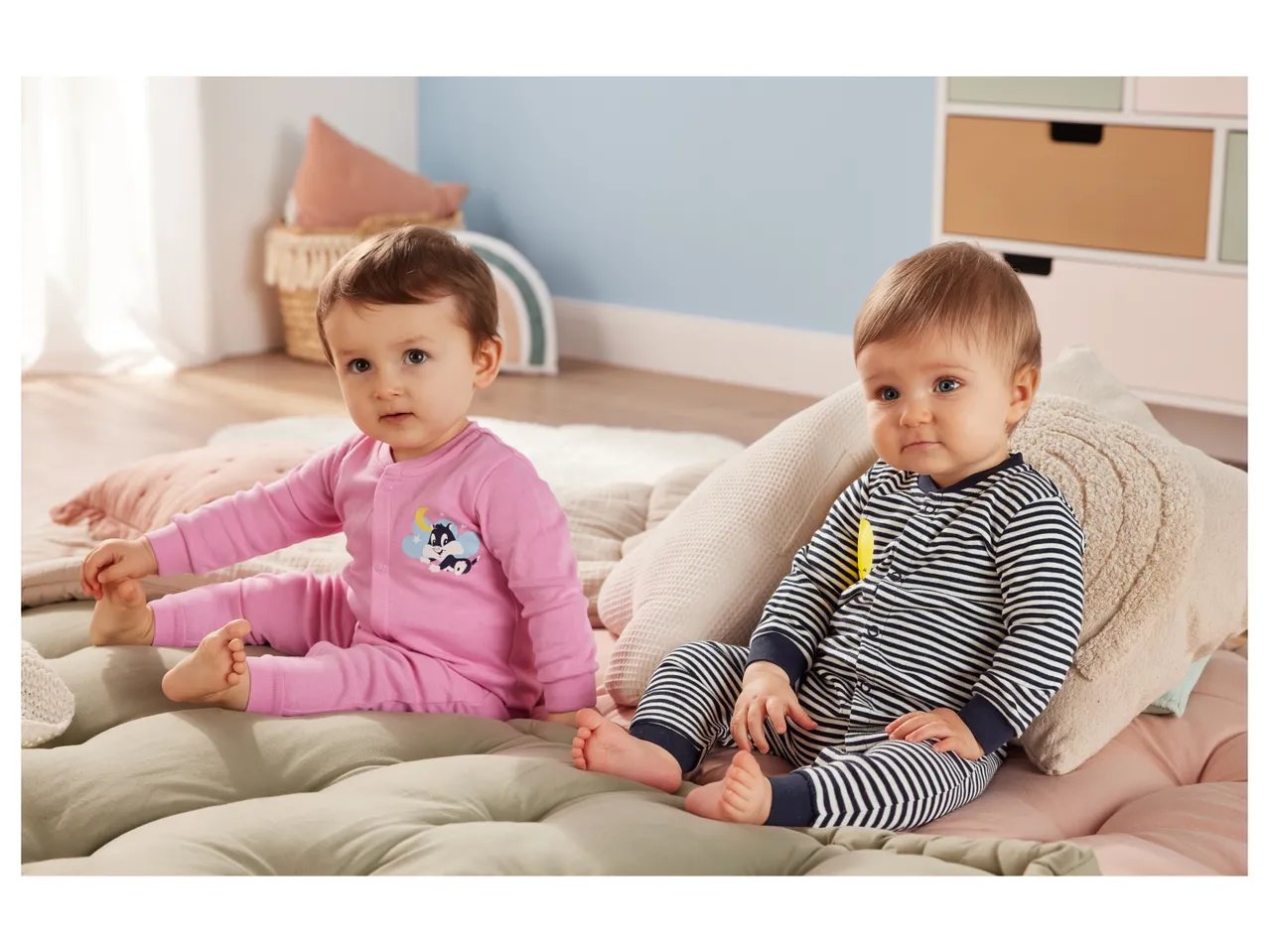 Pigiama intero da neonata "Looney Tunes"