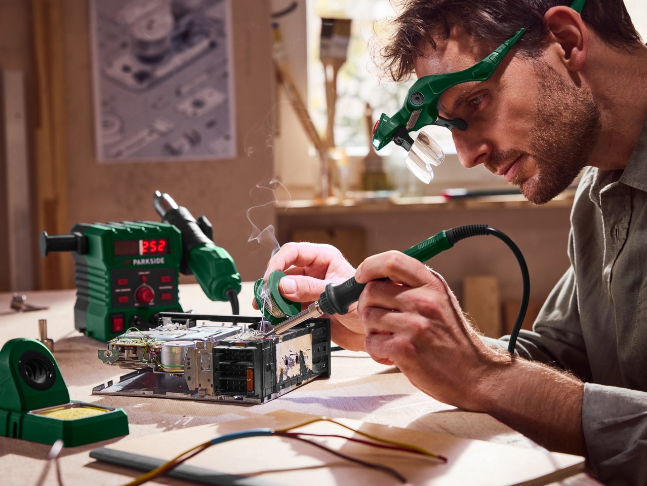 Stazione ad aria calda per saldatura