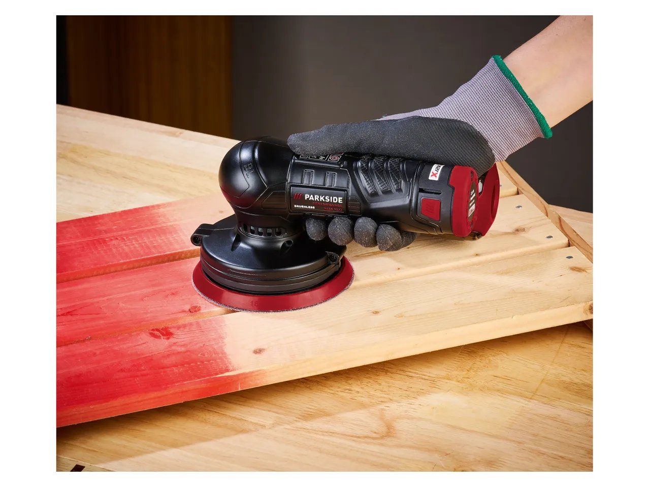 Carta abrasiva per levigatrice orbitale