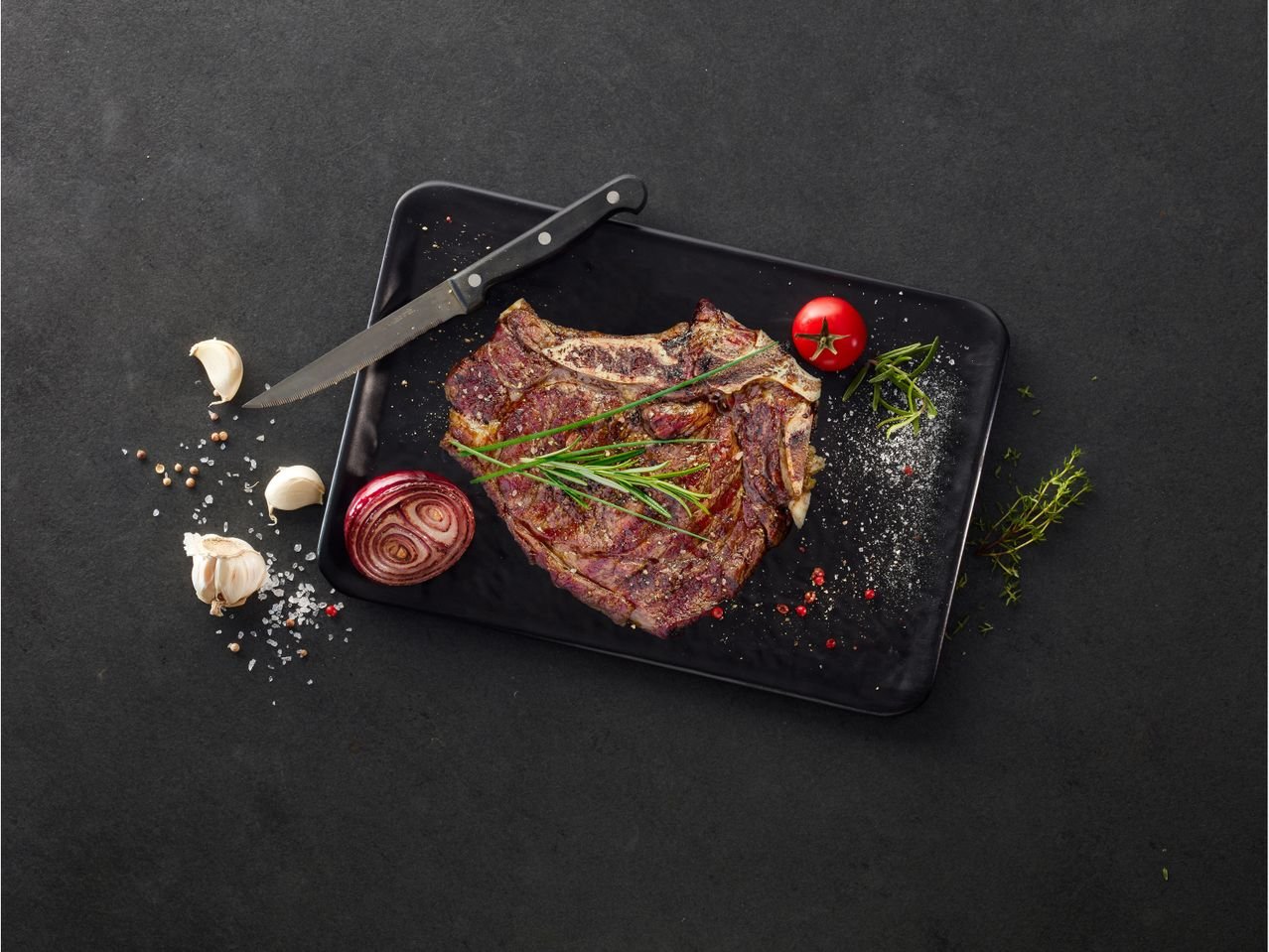 Costata con osso di bovino adulto scottona