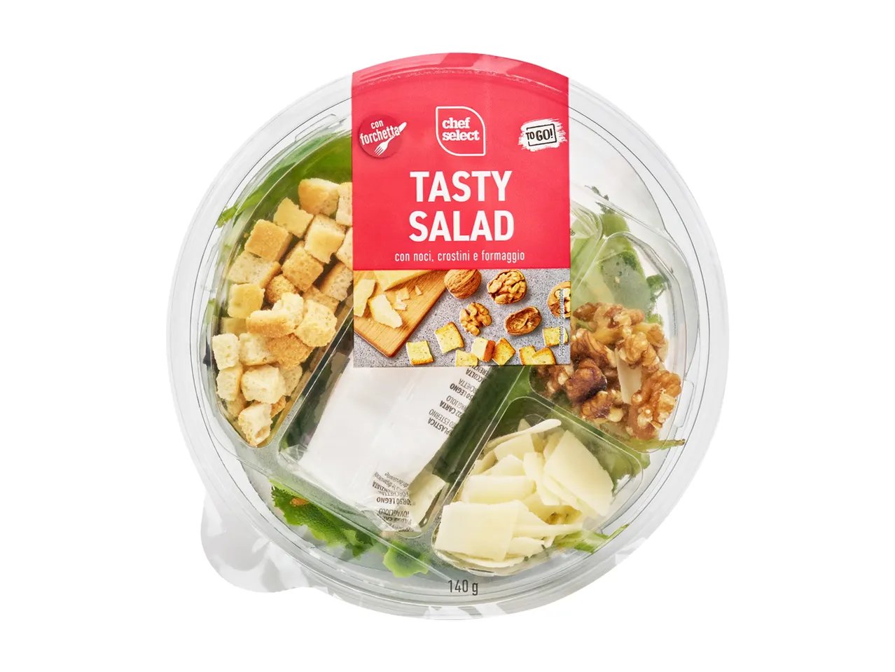 Insalata pronta con noci, crostini e formaggio