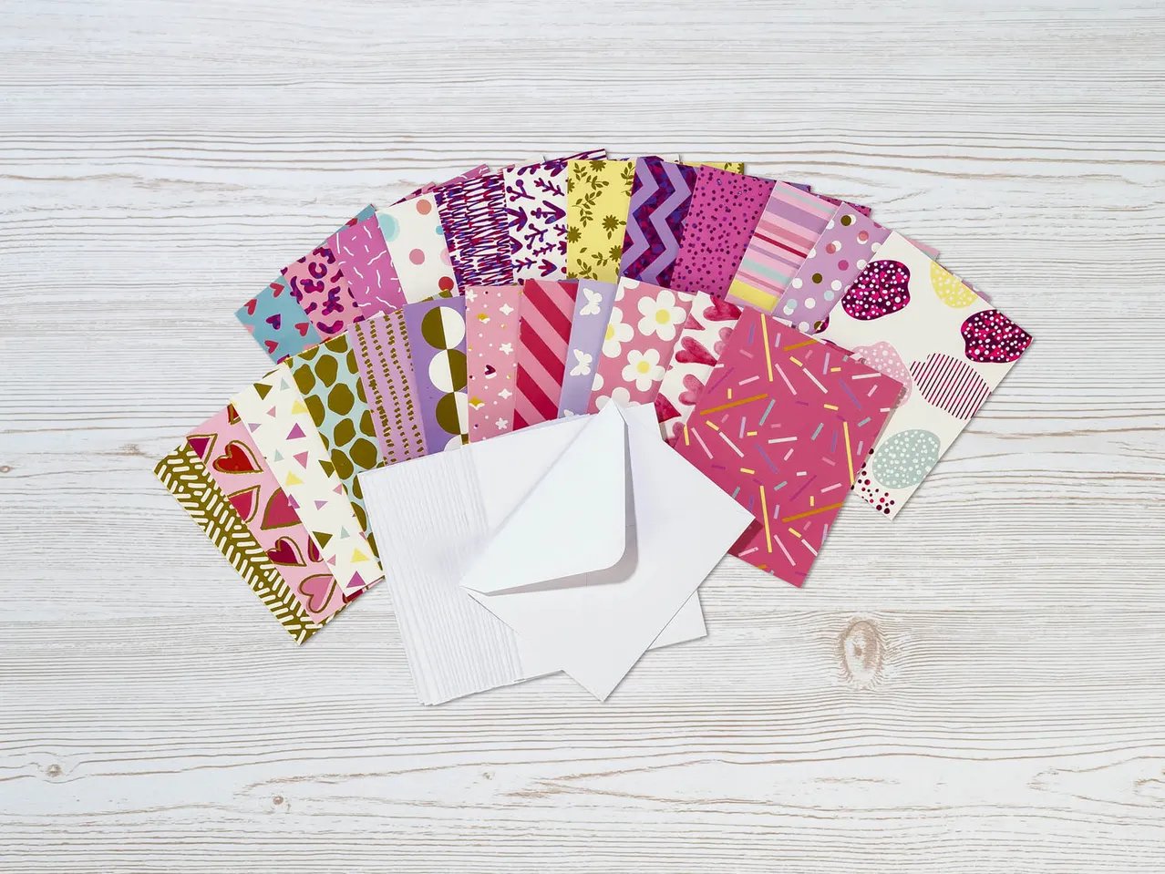 Sacchetti regalo o biglietti di auguri