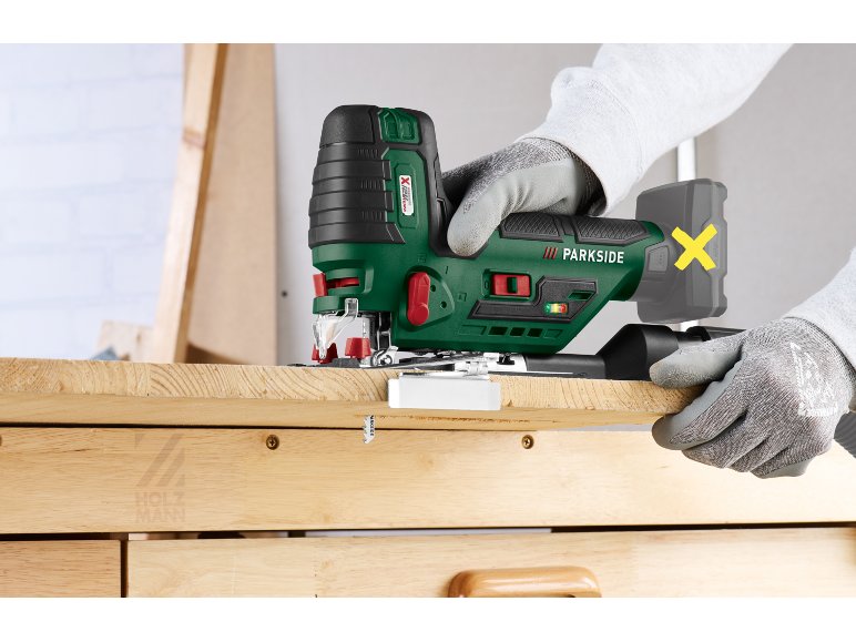 Sega circolare o seghetto a pendolo ricaricabile