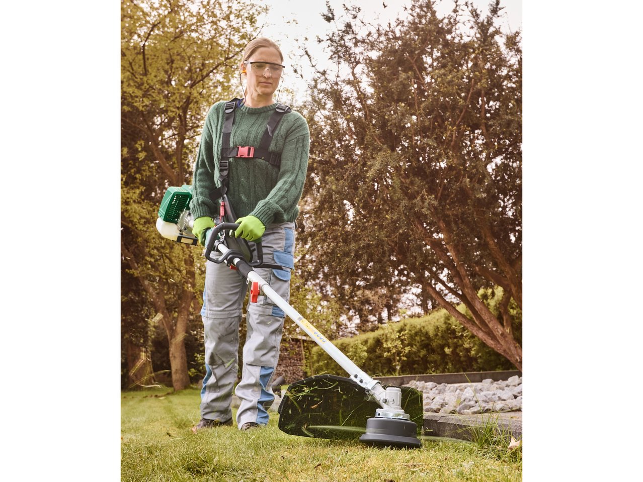 Multiattrezzo 4 in 1 a motore