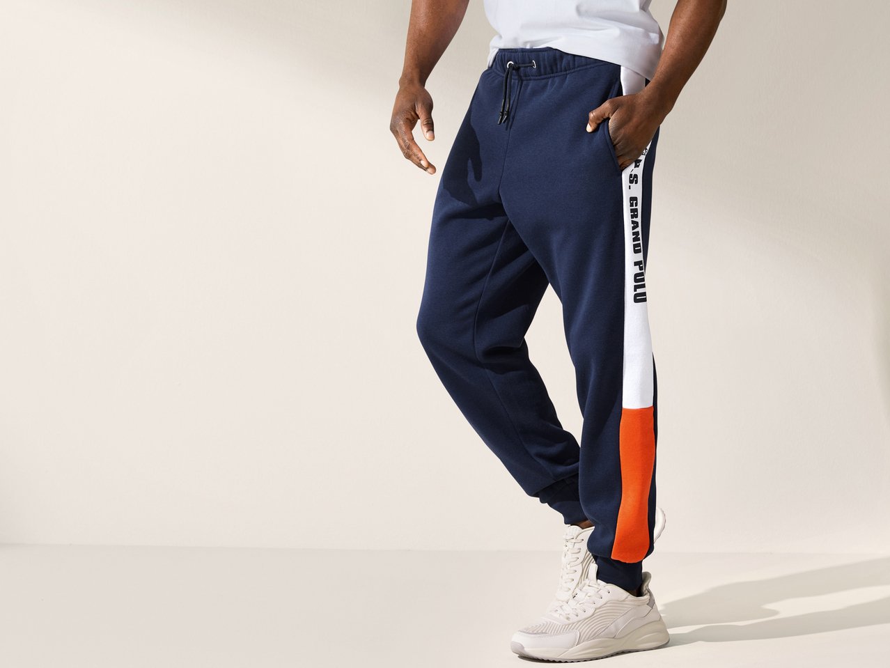 Pantaloni sportivi da uomo