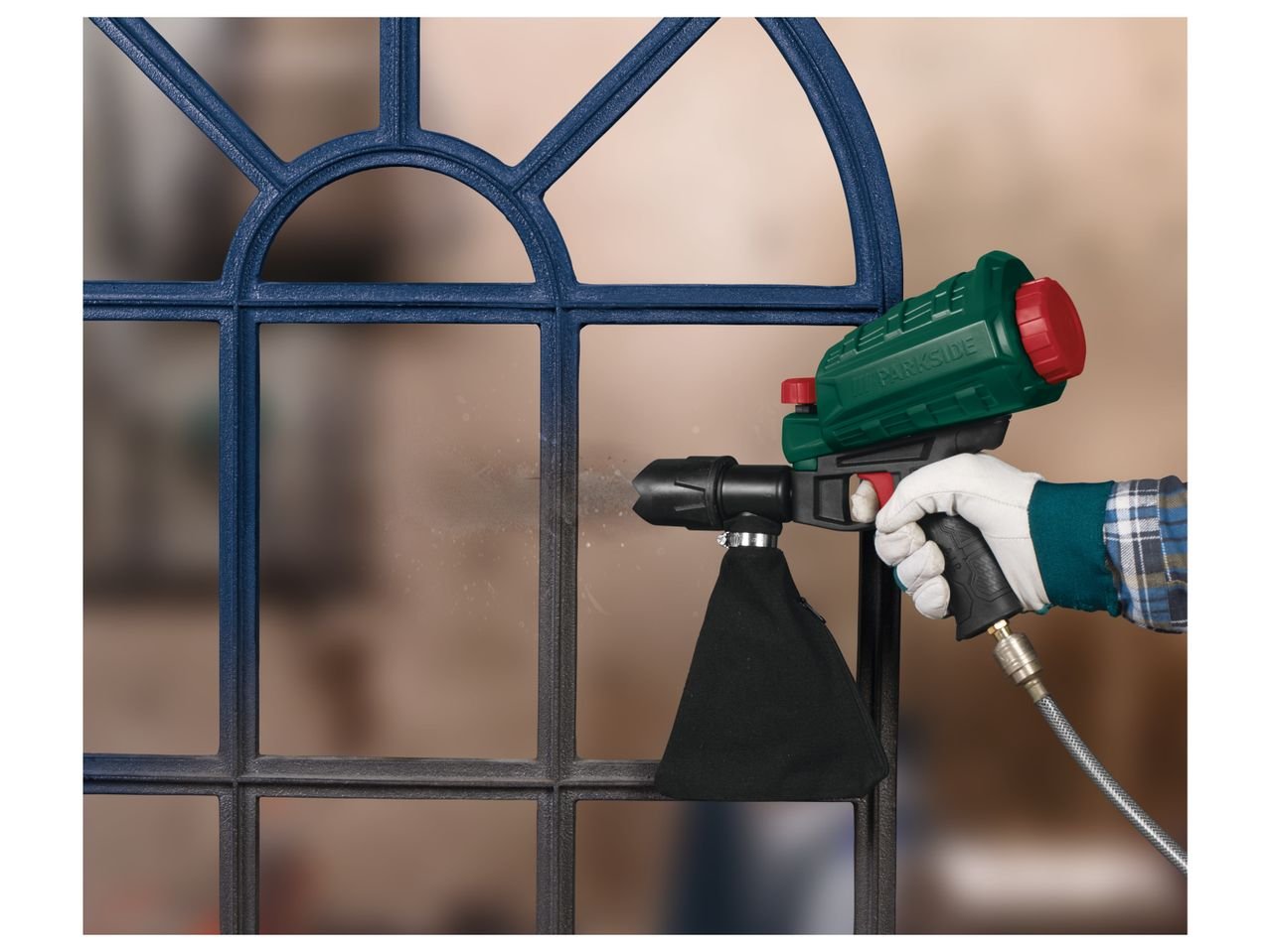 Pistola sabbiatrice ad aria compressa