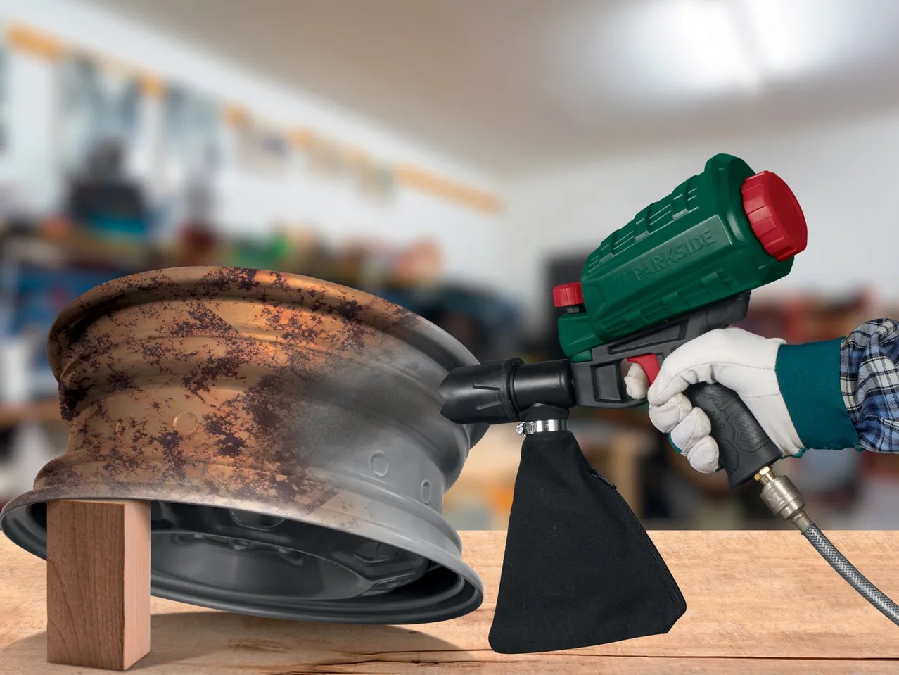 Pistola sabbiatrice ad aria compressa