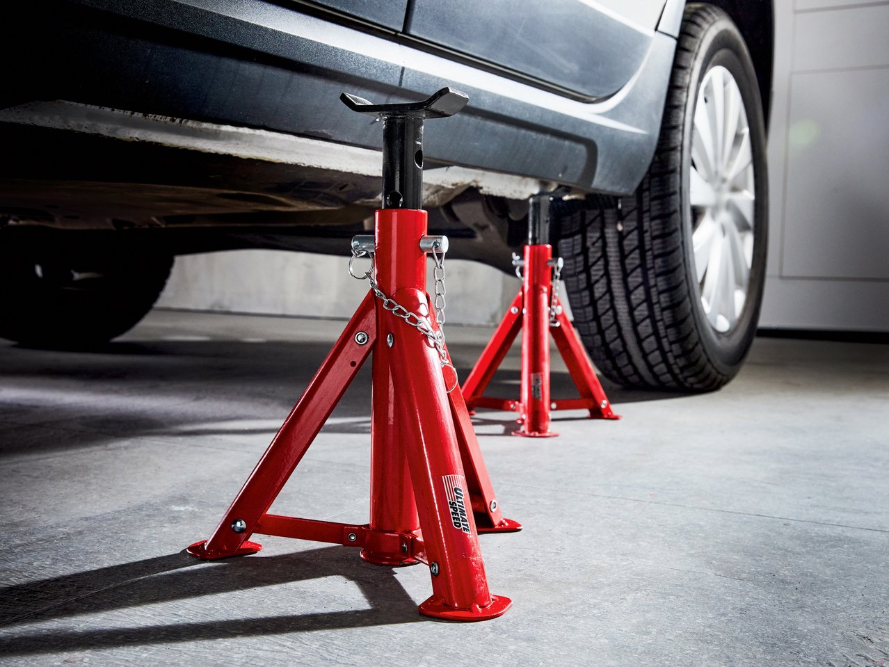 Cavalletto pieghevole per auto