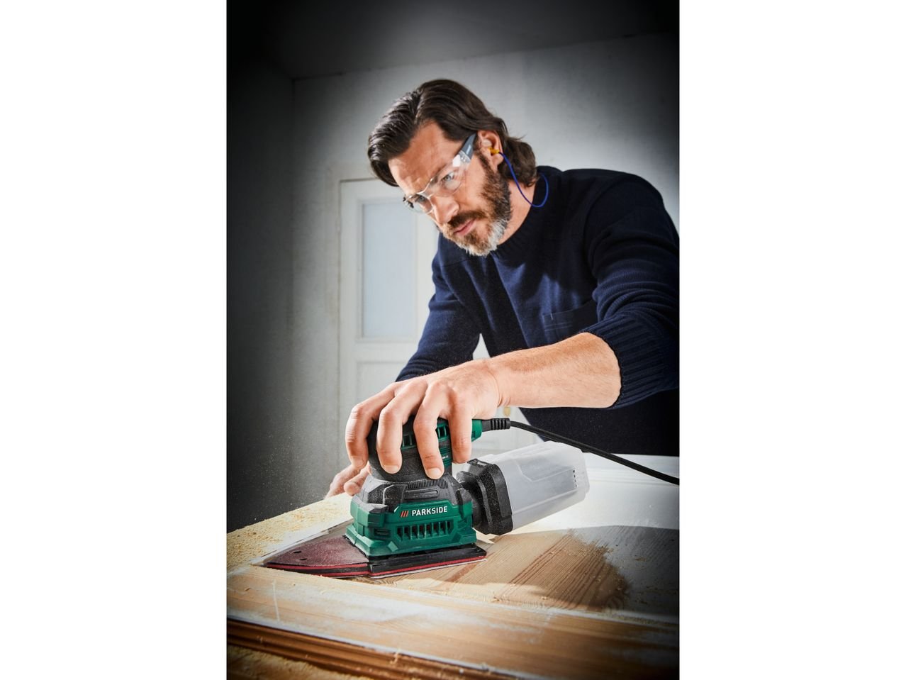 Smerigliatrice orbitale a delta