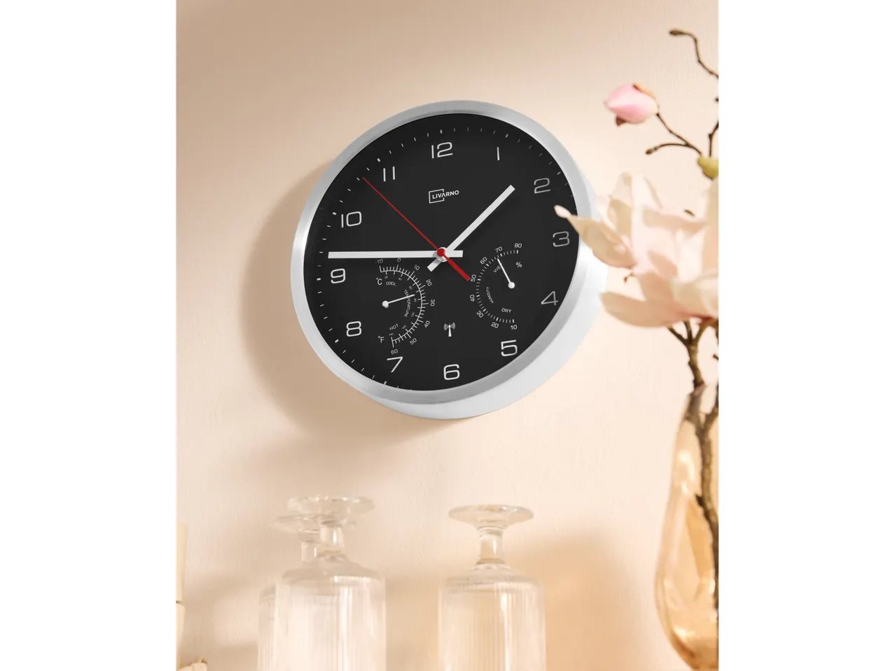 Orologio da parete radiocontrollato con termometro ed igrometro