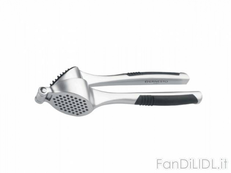 Affetta uovo, schiaccianoci (Cucina)