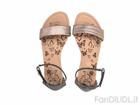 Sandali o infradito (Moda, abbigliamento)